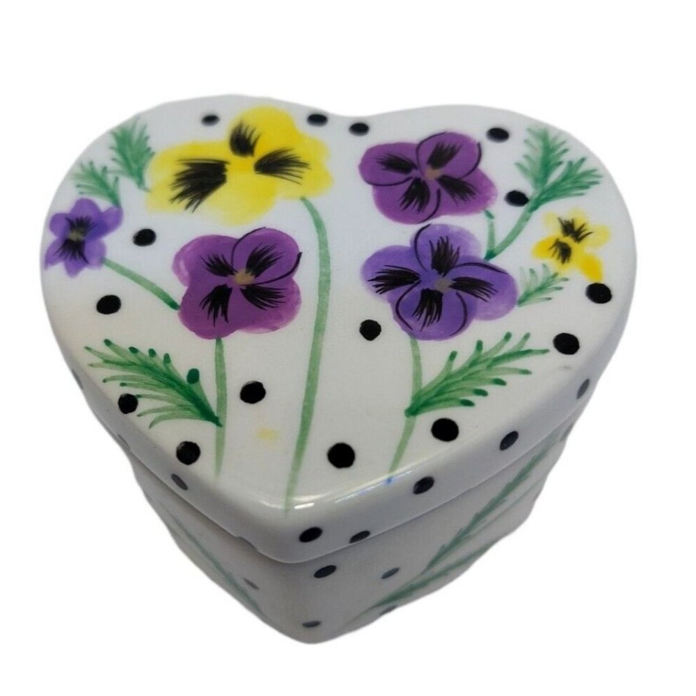 Papel Giftware Steinberg Designs 2” Heart Shaped Floral Trinket Box pansies